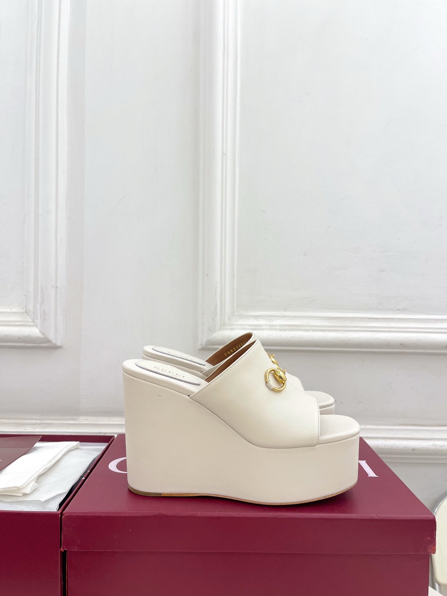GC Wedge With Horsebit Sandal White Leather 640269