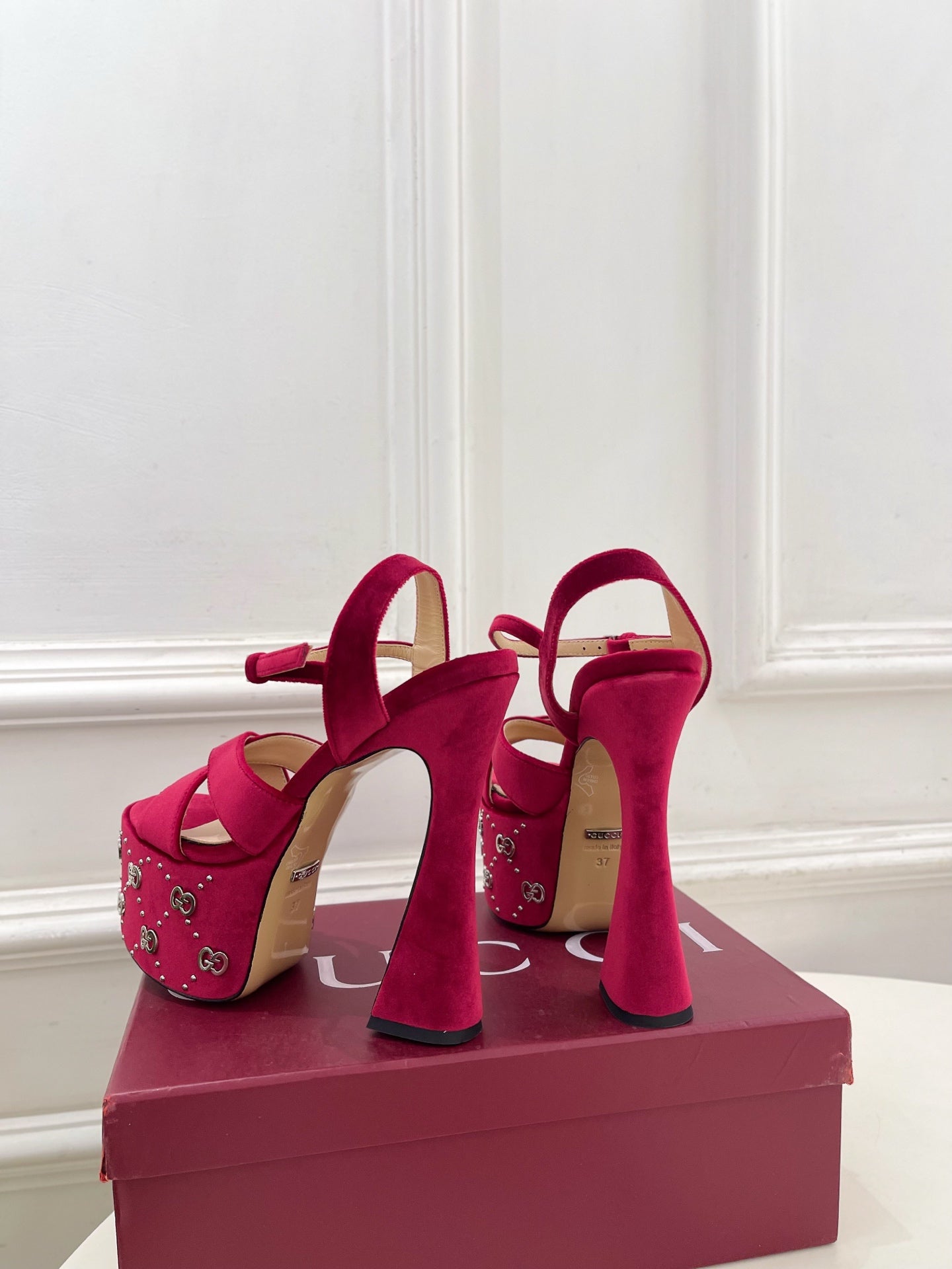 GG Janaya Platform Sandals 15.5cm Burgundy Suede 891838