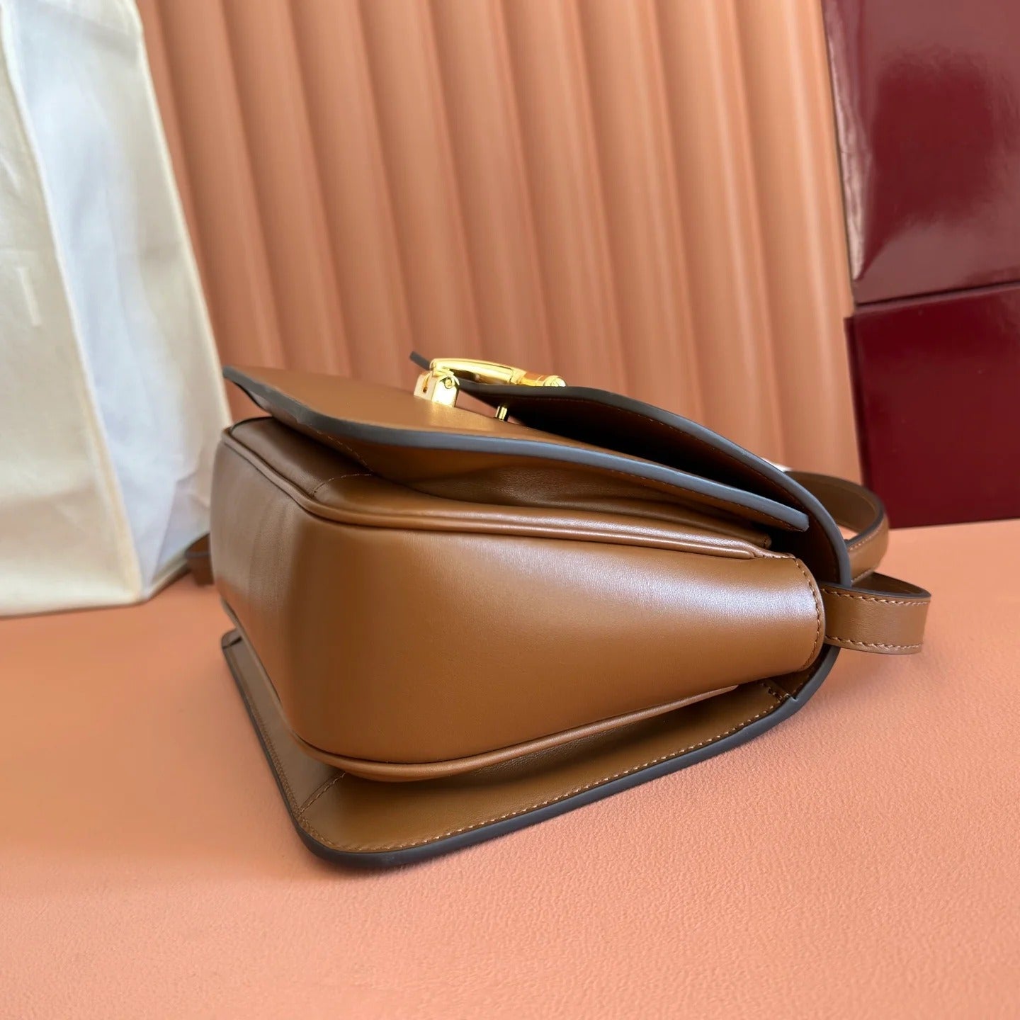 Gucci 2026 Siena Bag 25.5cm Black Gold Leather 277145