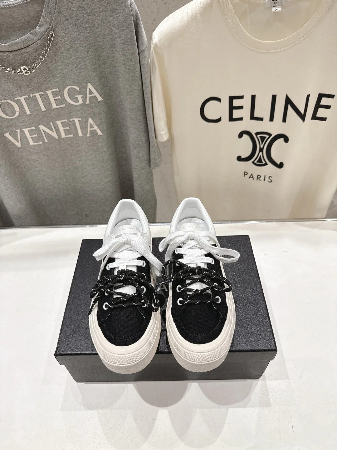Chanel 2026 Sneaker Fabric 852668