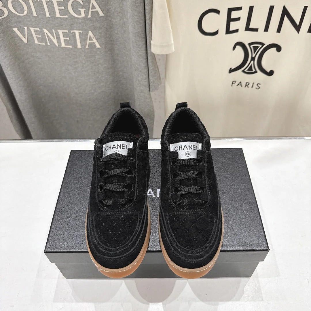 Chanel 2026 Sneaker Suede 852669
