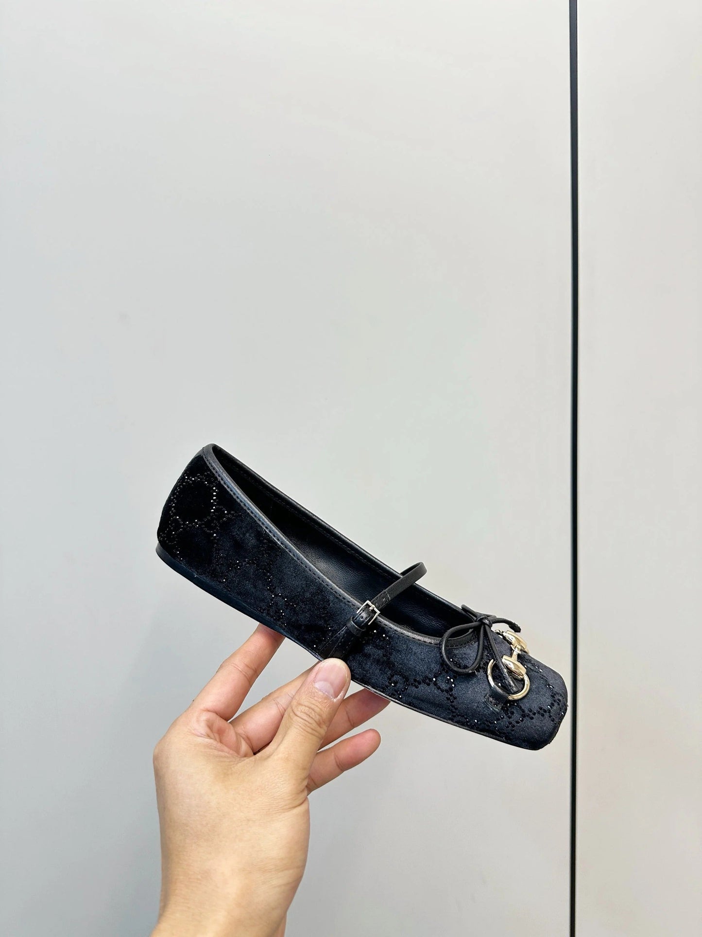 GG 26SS Ballet Flats Rhinestone Black Velvet Sheepskin 645700
