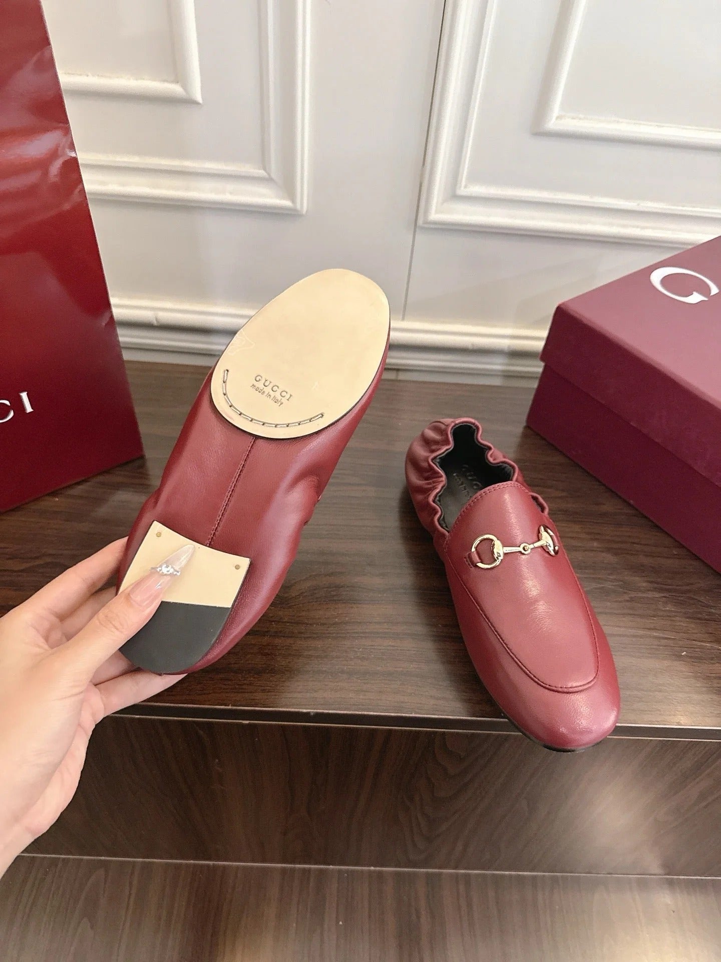 GG 26SS Loafers Burgundy Calfskin 645952