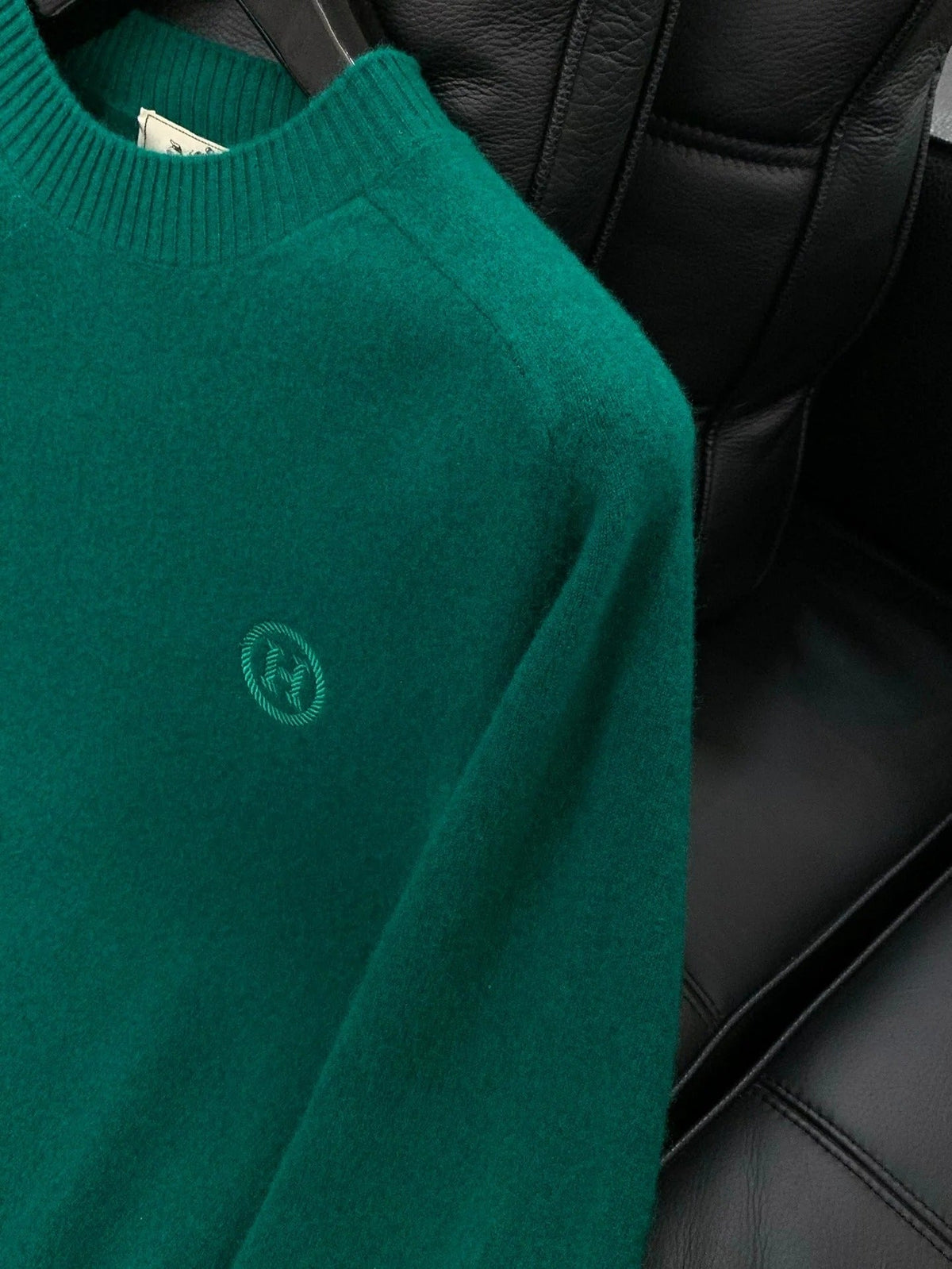 HERMES 25S LONG-SLEEVE KNITTED CREW NECK SWEATER 179