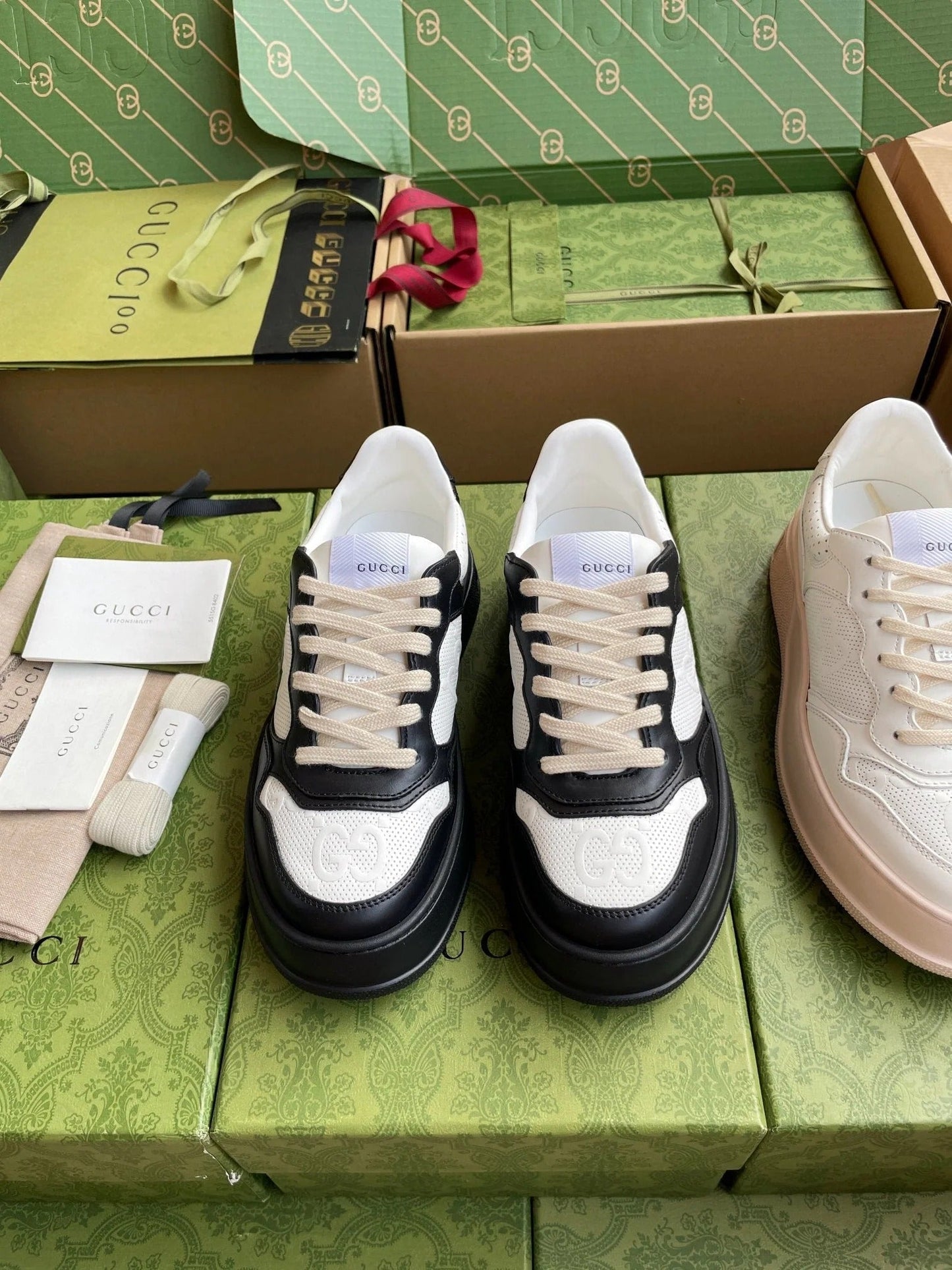 GG 26 Sneaker White Navy Blue Canvas Suede 632877