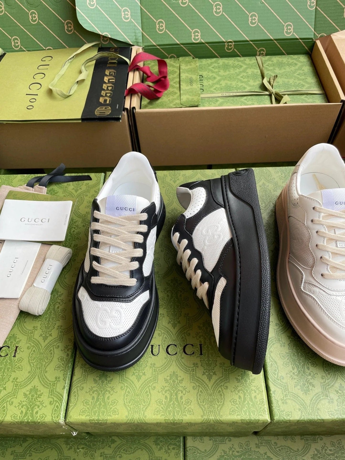 GG 26 Sneaker White Navy Blue Canvas Suede 632877