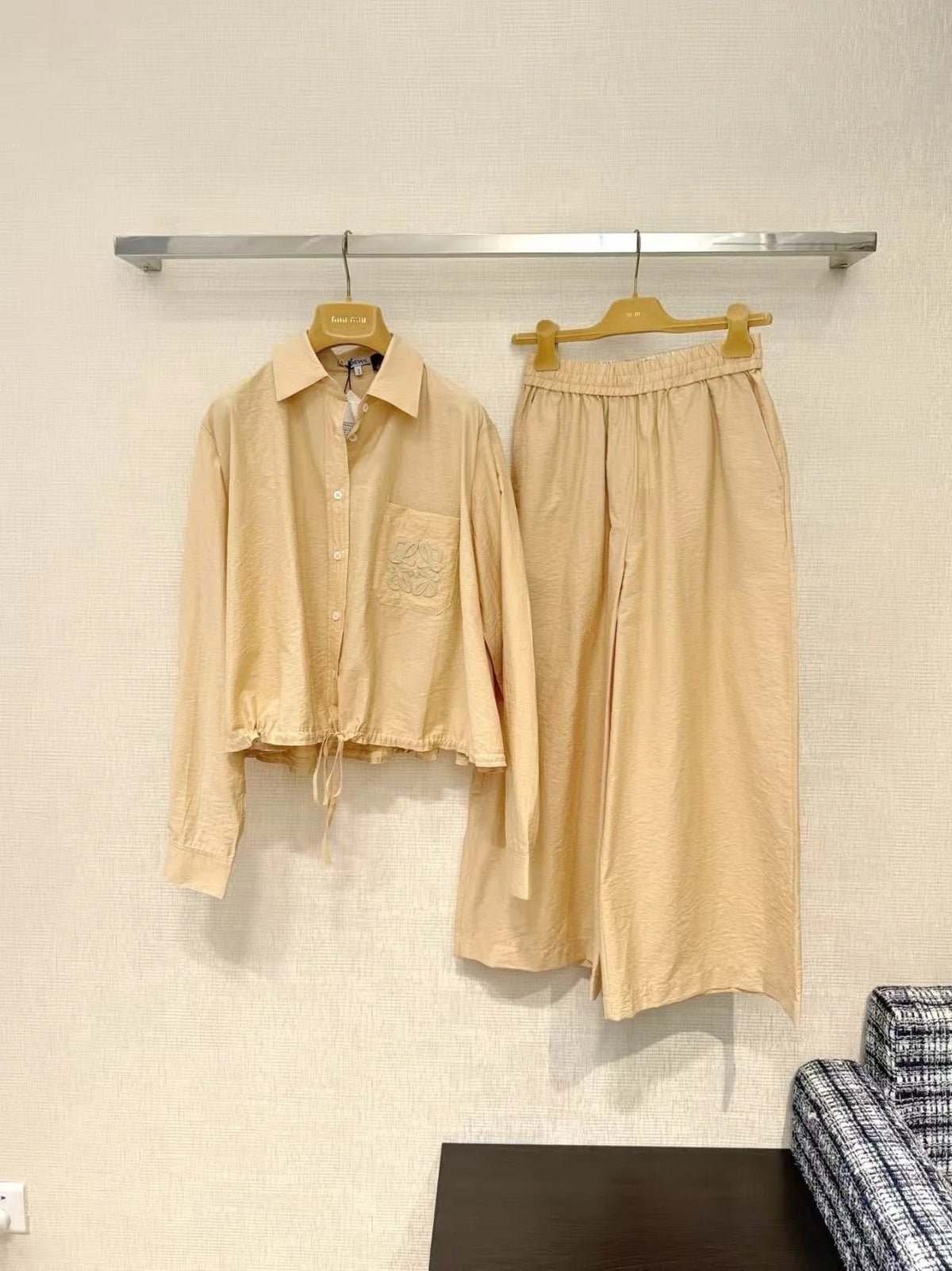 LOEWE SET IN BEIGE COTTON WITH EMBROIDERED LOGO