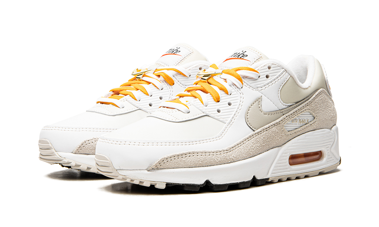 AIR MAX 90 NMS WMNS "Light Bone University Gold" DA8709 100