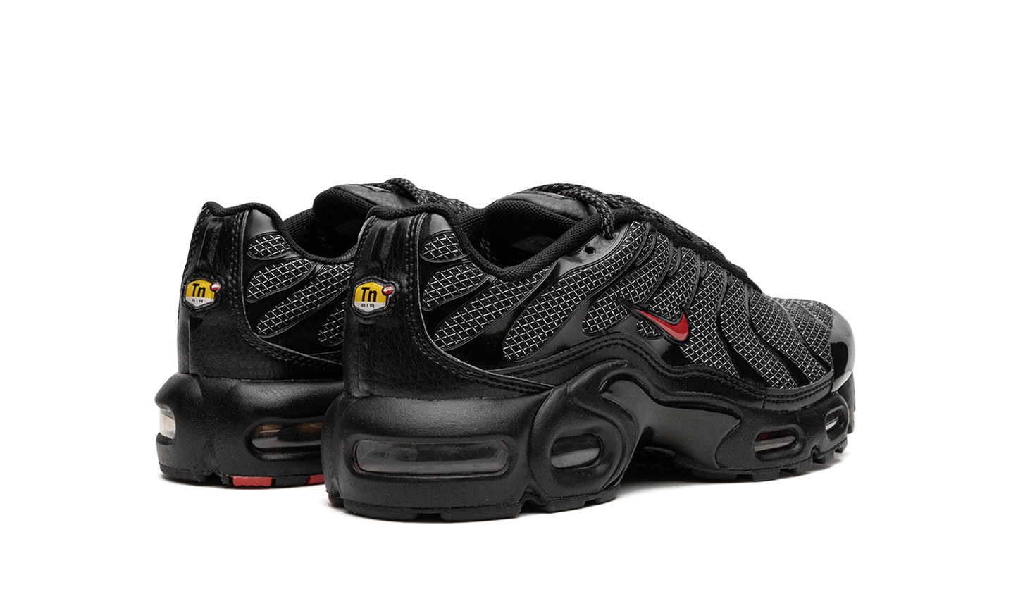Air Max Plus GS "Bred" DQ1104 001
