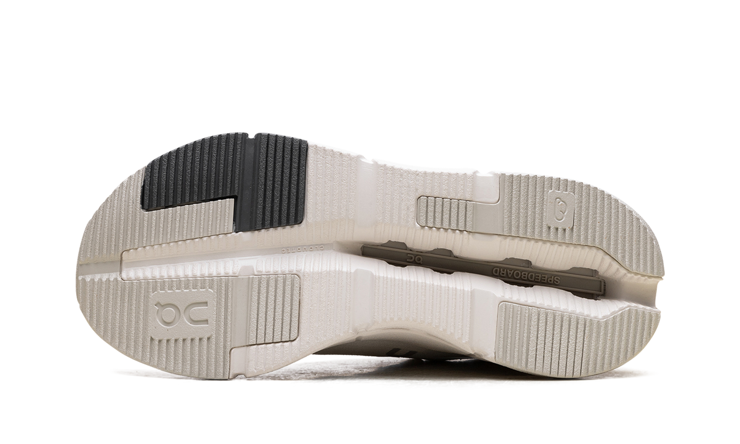 Cloudnova 2 WMNS "Ice Sand" 3WE30222053