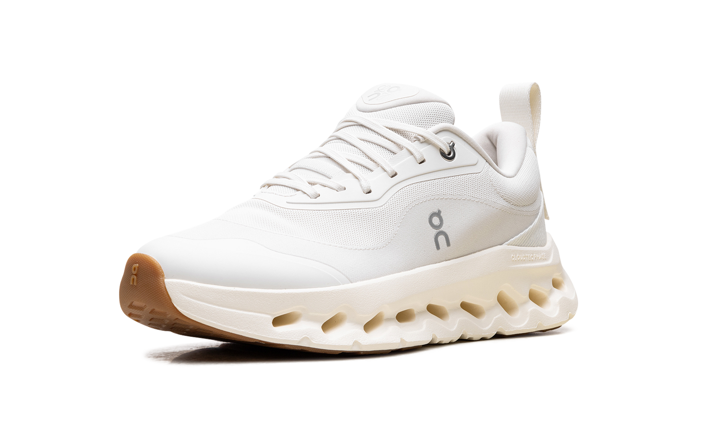 Cloudtilt 2 WMNS "LOEWE All White" 3WE10870108