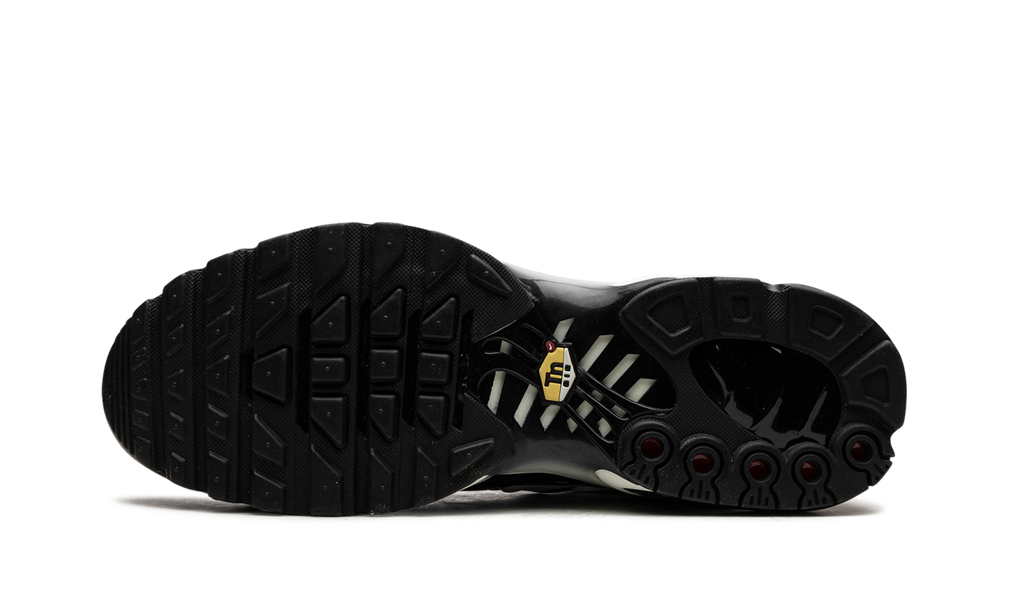 Air Max Plus "Oreo" 852630 032