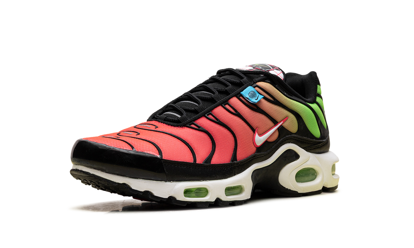 Air Max Plus WW "Worldwide Pack Crimson Green" CK7291 001