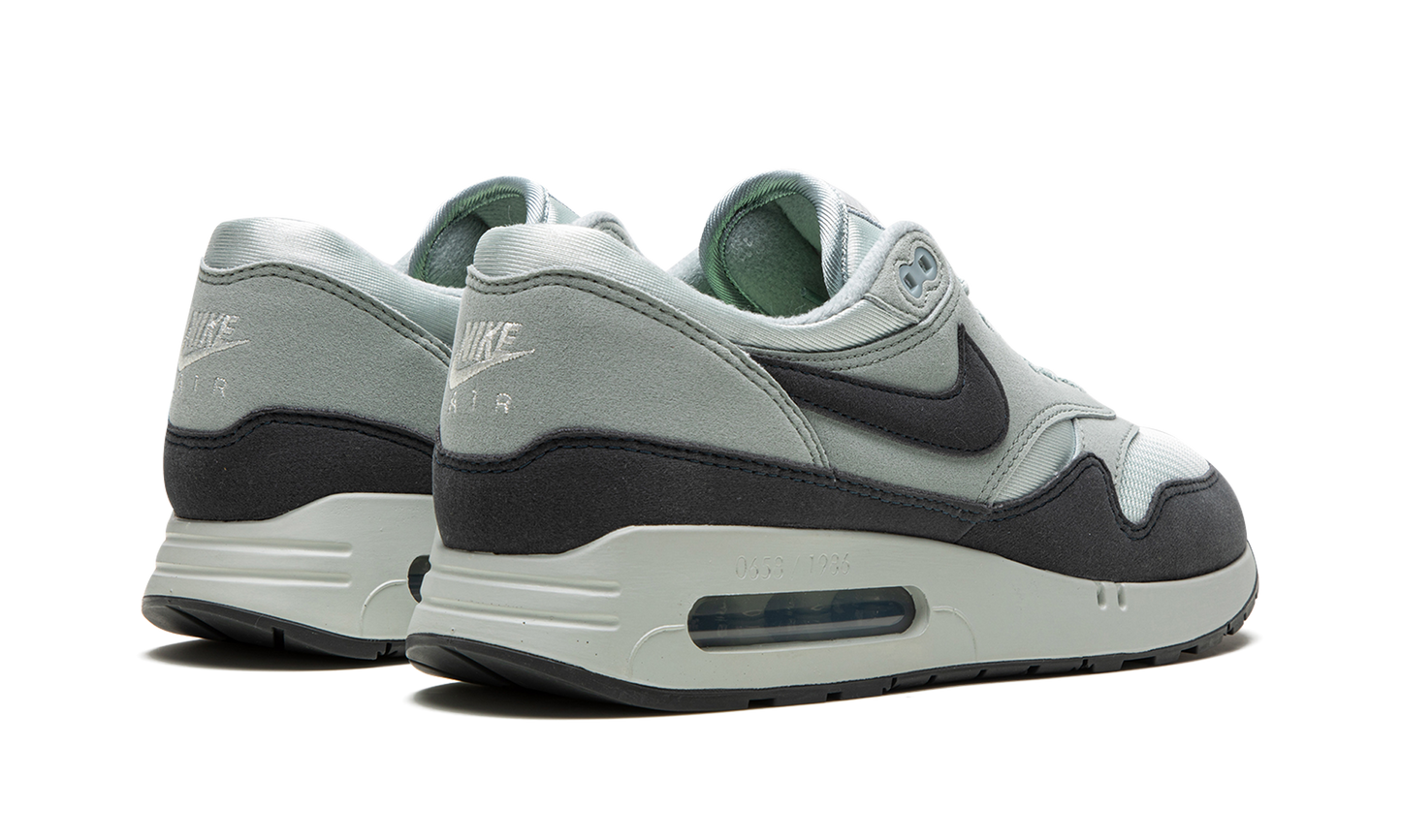 Air Max 1 '86 OG "Kids of Immigrants" FJ8314 002
