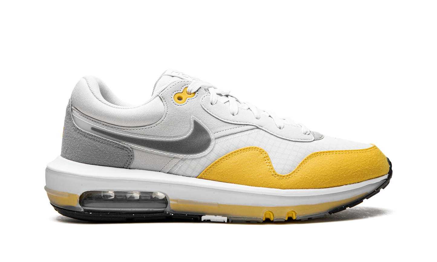 Air Max Motif "Photon Dust / Yellow" DD3697 001