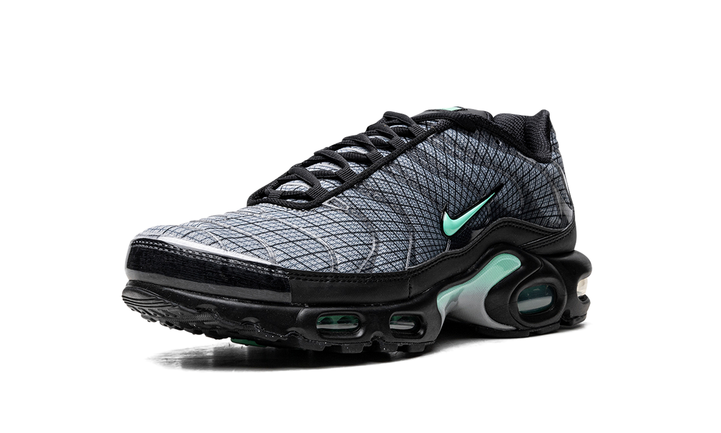 Air Max Plus "Spirograph" FB3351 001
