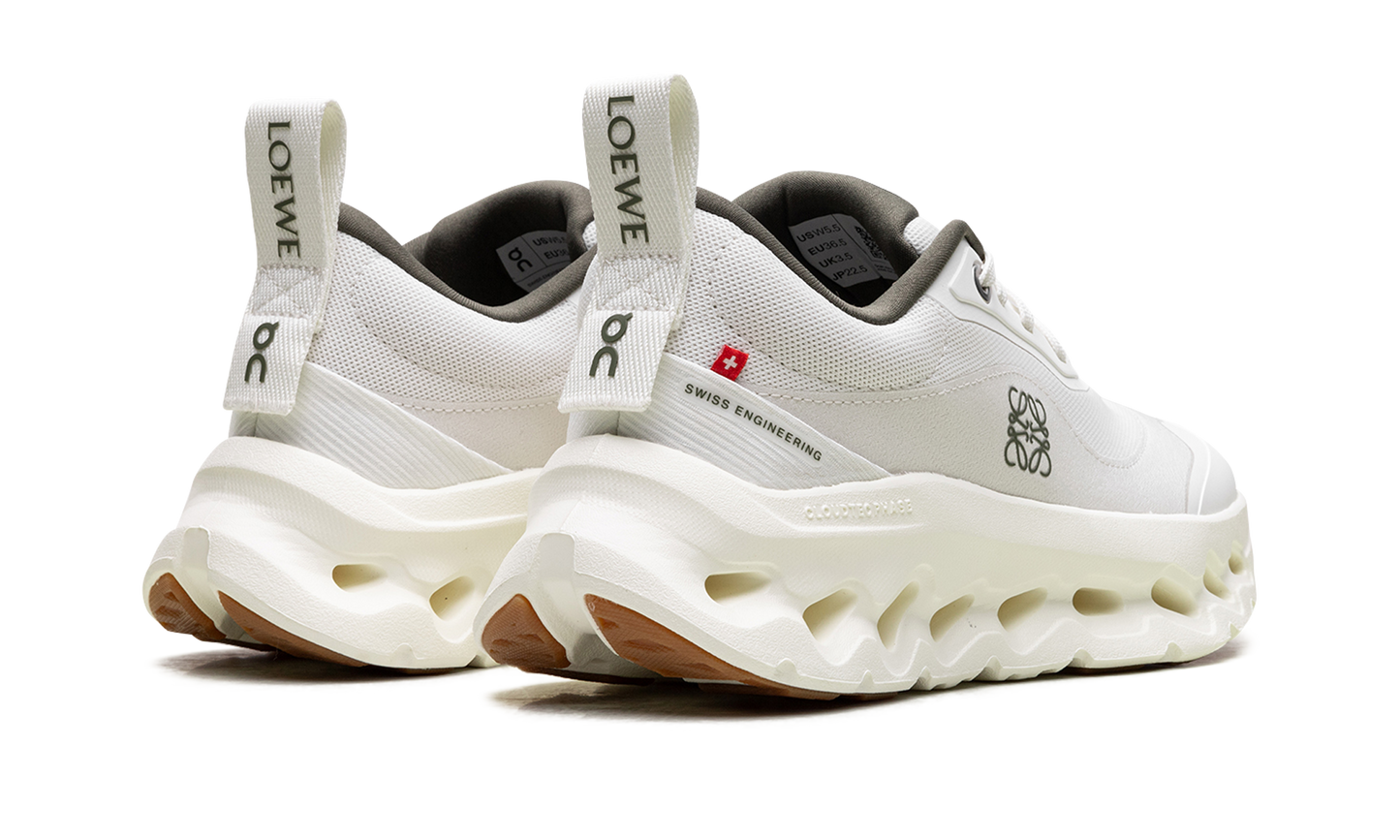 Cloudtilt 2 WMNS "LOEWE - White Khaki" 3WE10873507