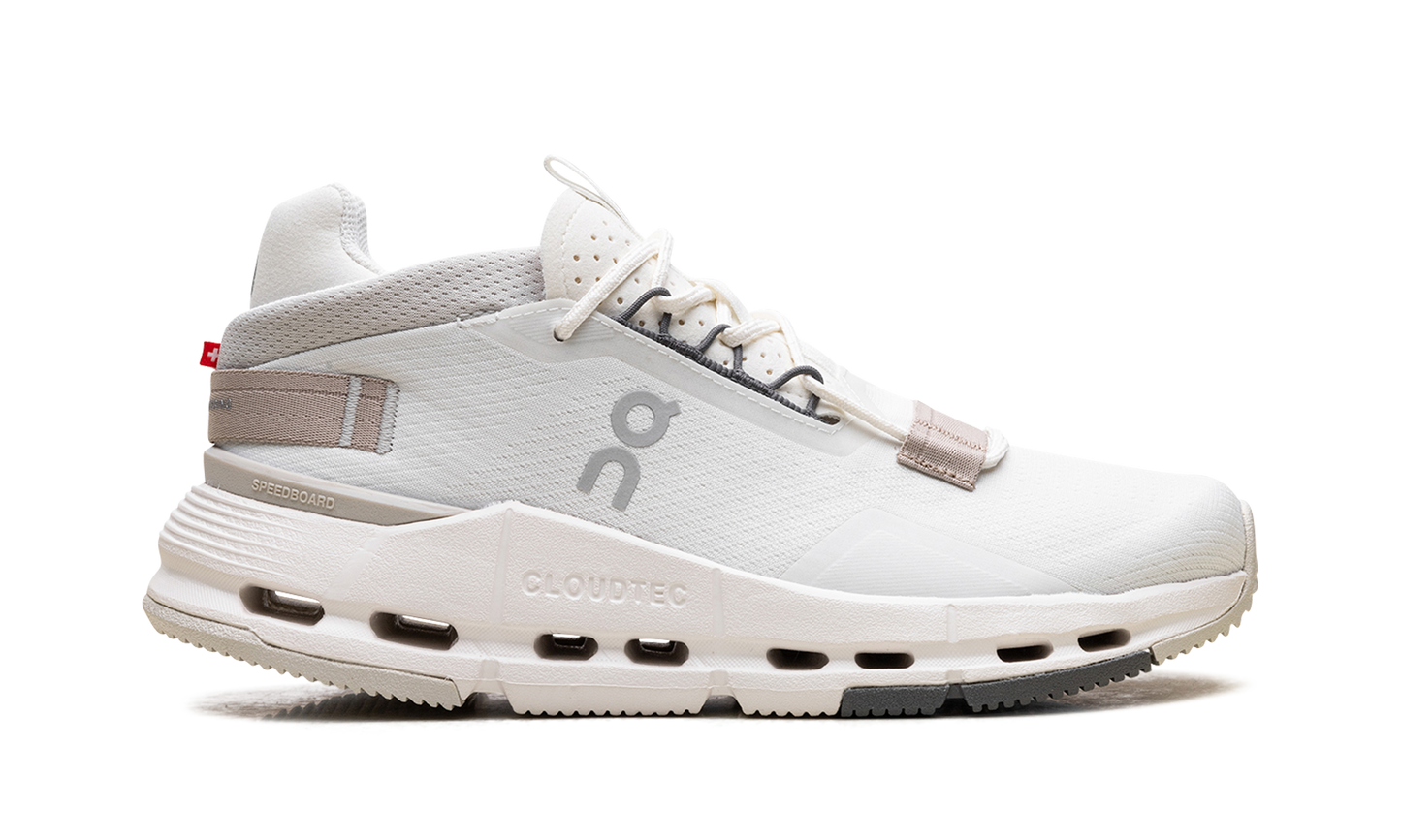 Cloudnova 2 WMNS "Ice Sand" 3WE30222053