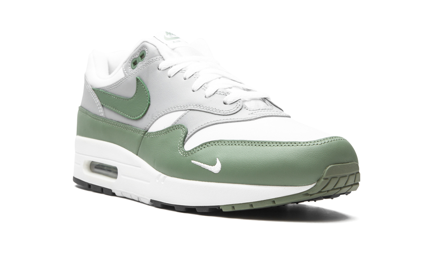 Air Max 1 "Spiral Sage" DB5074 100