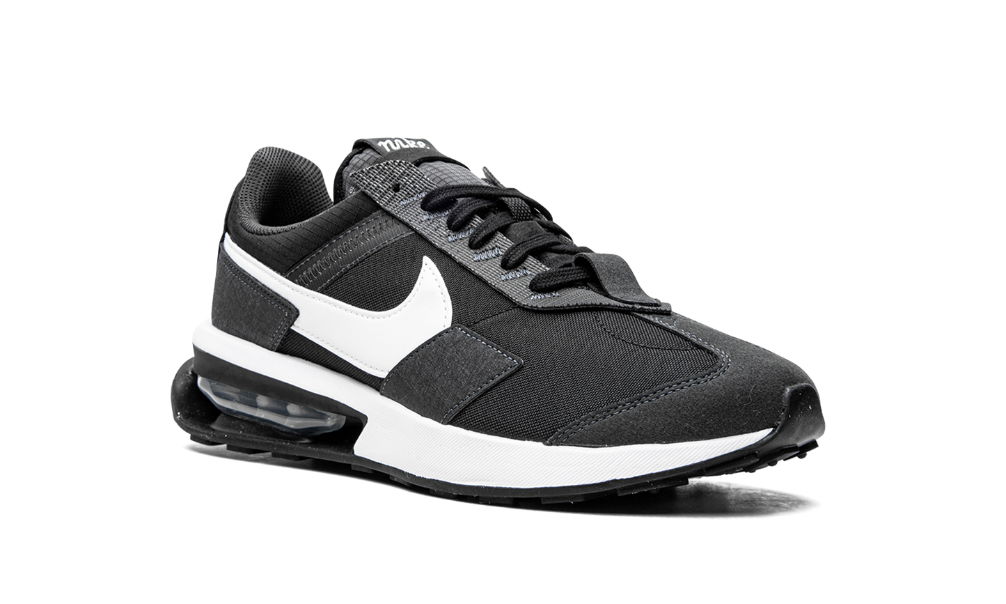 Air Max Pre-Day "Black" DC9402 001